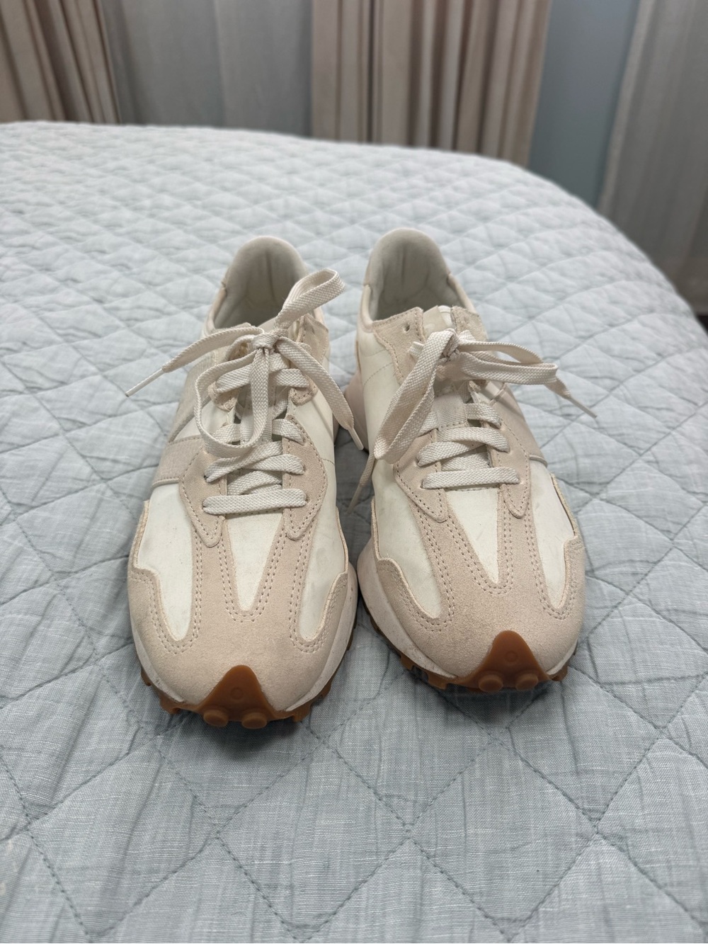 New Balance 327 Cream White Gum Sneakers – Women’s 9.5 - Picture 4 of 6